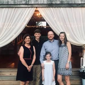 Meet your Posher, Amy